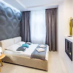 Avangard Kulisha 15 Apartment *