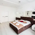Apartment Avangard Kulisha 15 Lemberg