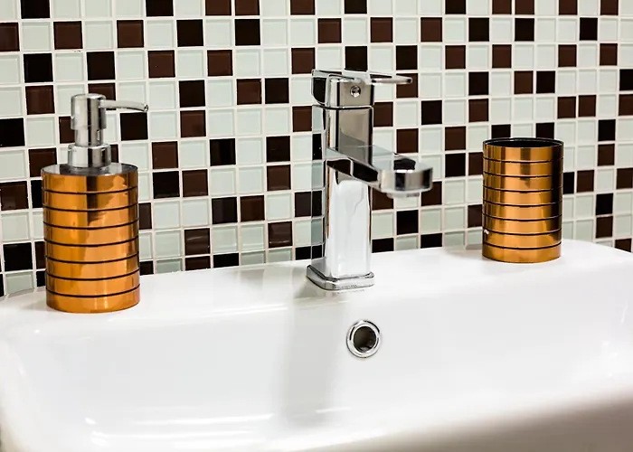 Avangard Kulisha 15 Daire *