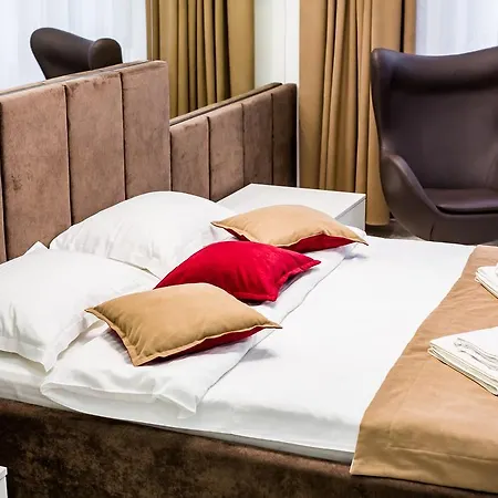 Avangard Kulisha 15 * 利沃夫