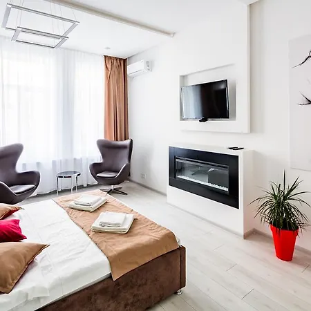 公寓 Avangard Kulisha 15 *