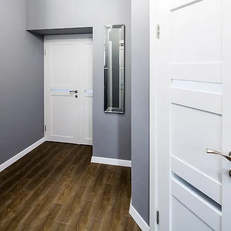 Avangard Kulisha 15 公寓 利沃夫